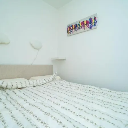 Lero Sea View *